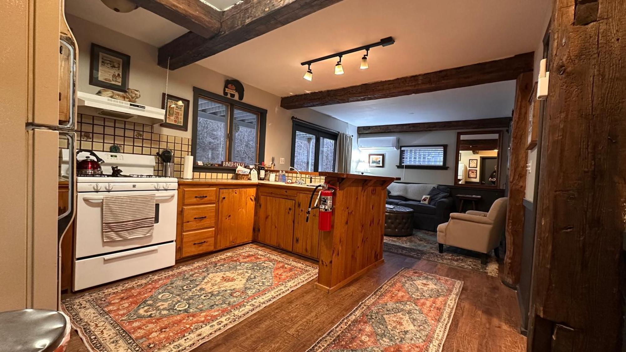 Phineas Swann Inn & Spa Montgomery Center Экстерьер фото